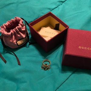 Gucci Dangling Bee Ring RARE